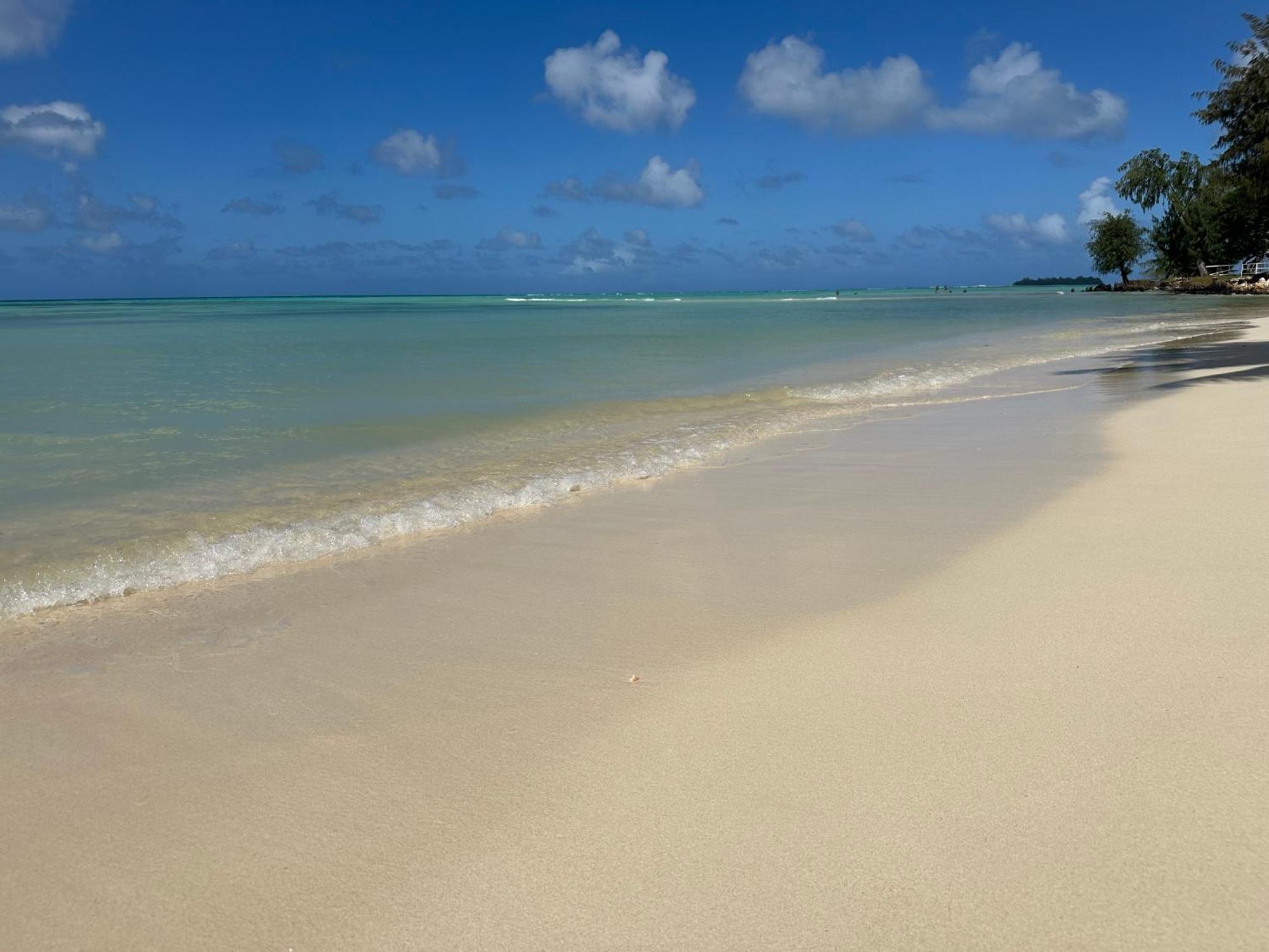 Marianas Beach Resort Saipan Buitenkant foto