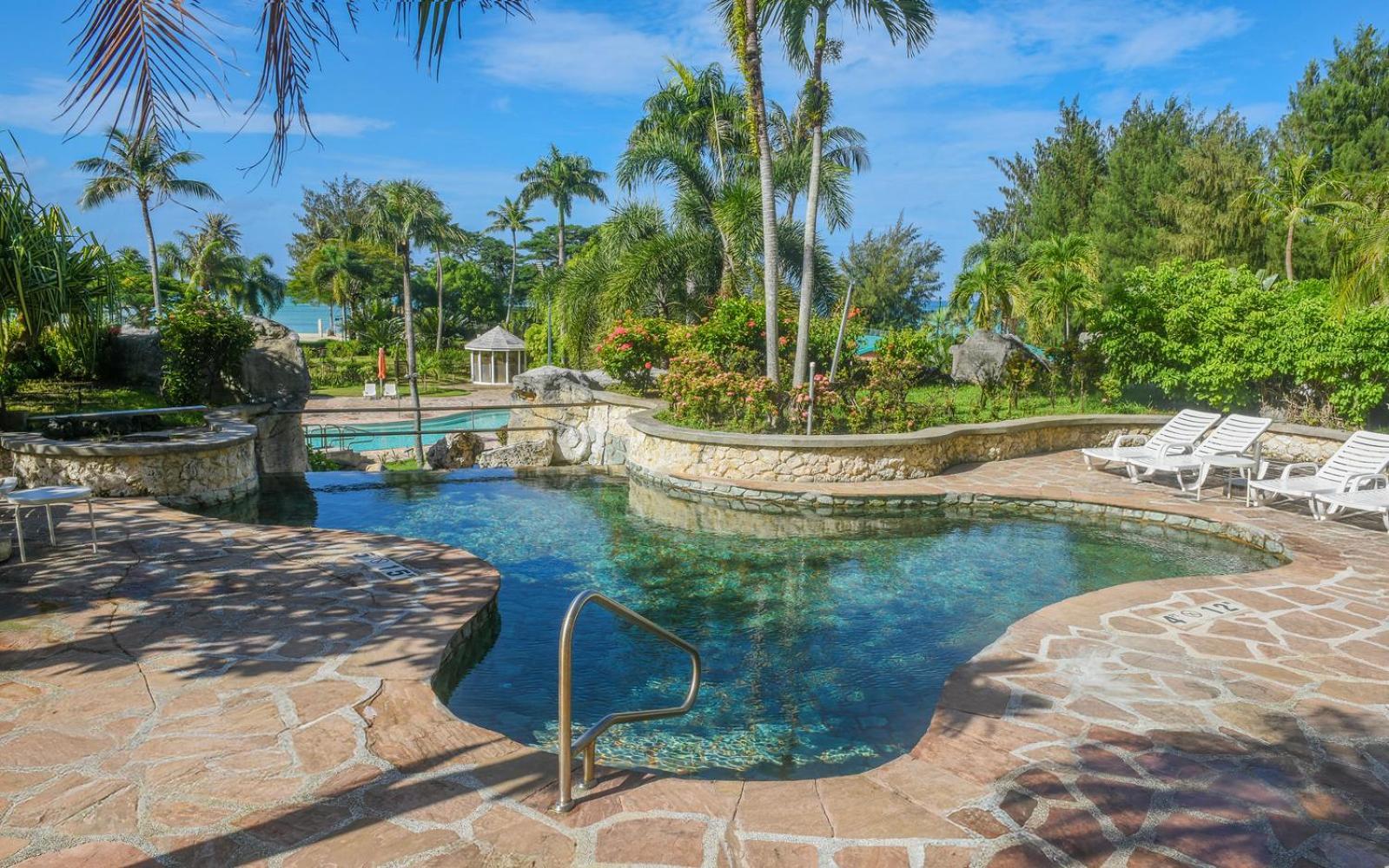 Marianas Beach Resort Saipan Buitenkant foto